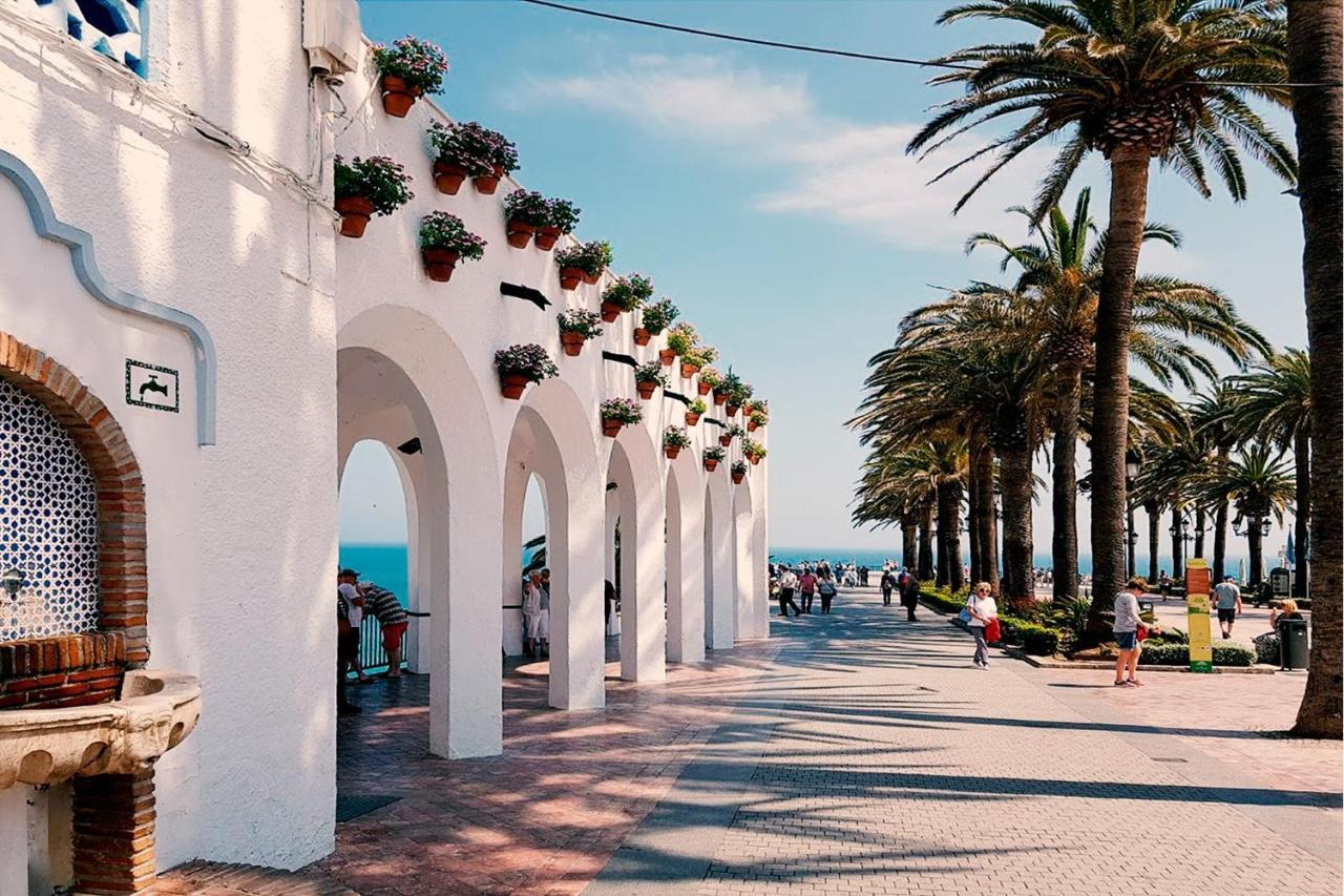 1 Bedroom In Verano Azul, Free Wi-Fi Nerja Eksteriør billede