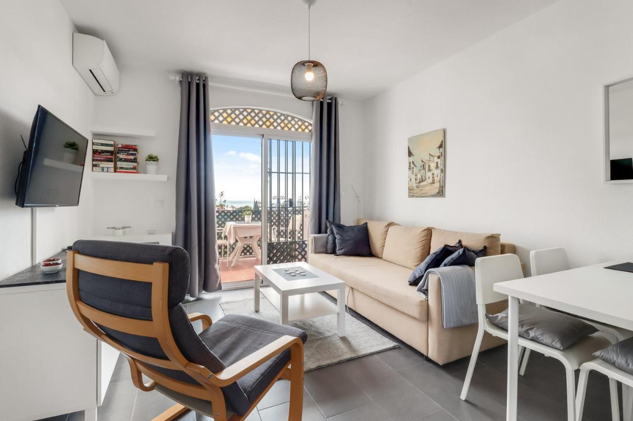 1 Bedroom In Verano Azul, Free Wi-Fi Nerja Eksteriør billede