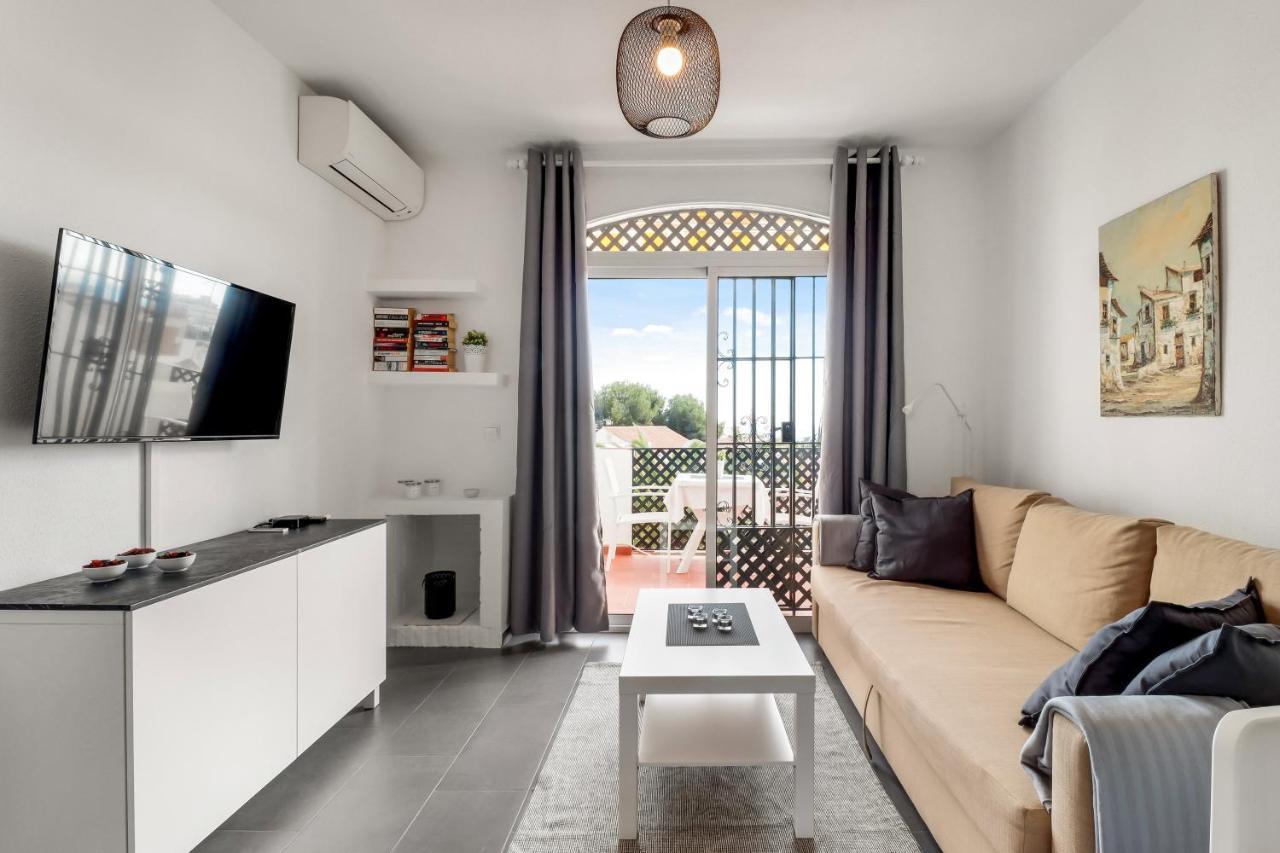 1 Bedroom In Verano Azul, Free Wi-Fi Nerja Eksteriør billede