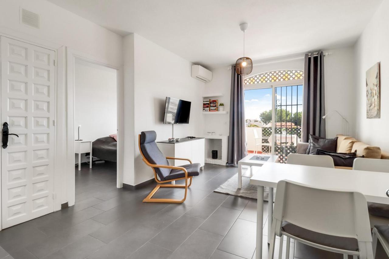 1 Bedroom In Verano Azul, Free Wi-Fi Nerja Eksteriør billede