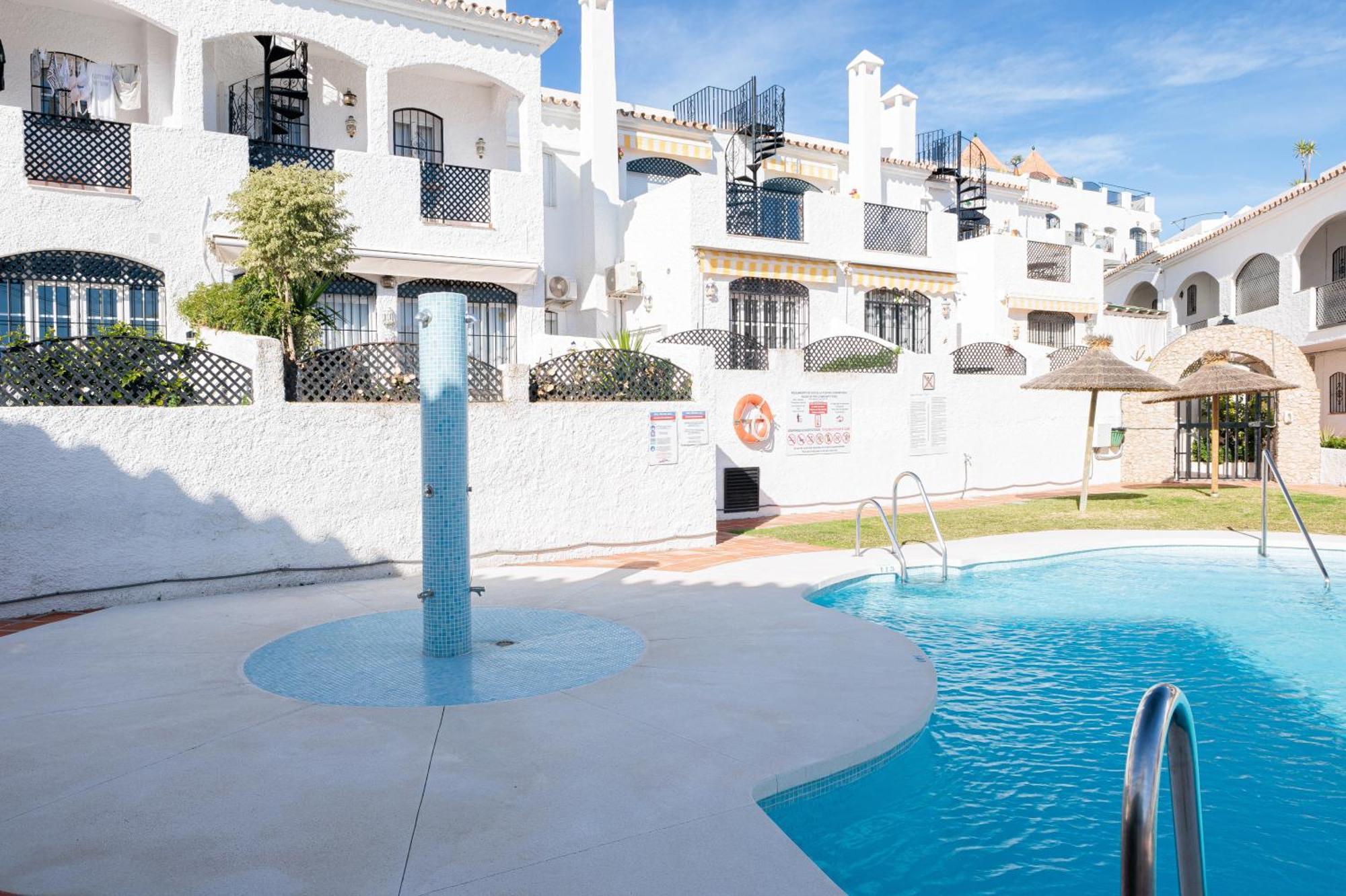 1 Bedroom In Verano Azul, Free Wi-Fi Nerja Eksteriør billede